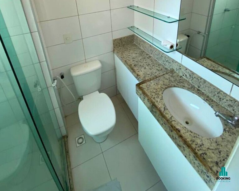 Apartamento de 2 Quartos com Varanda