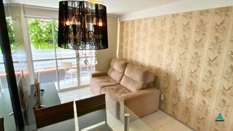 Apartamento de 2 Quartos com Varanda