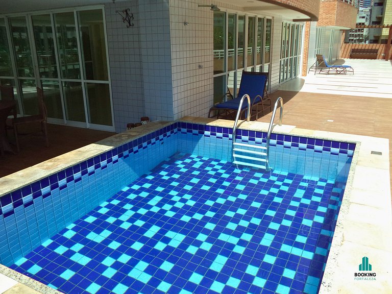 Apartamento de 2 Quartos com Varanda
